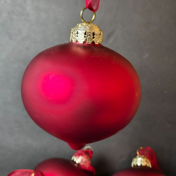 Frontgate Red Teardrop Glass Ornaments Set Of Four Matte Holiday Decor 4 Inch - Picture 2 of 7